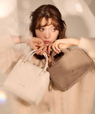 ECLAT CARRE LEATHERBAG レザーバッグ