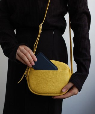 blancle シュリンクレザー ラウンドショルダーバッグ YELLOW
