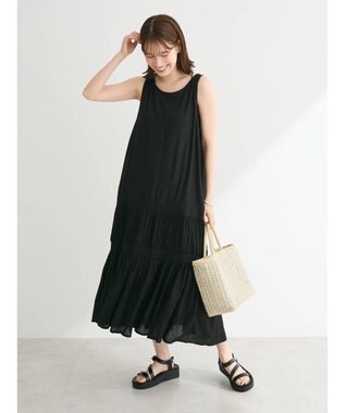 Green Parks Ｉ　ノースリスモッキング切替ワンピース Black