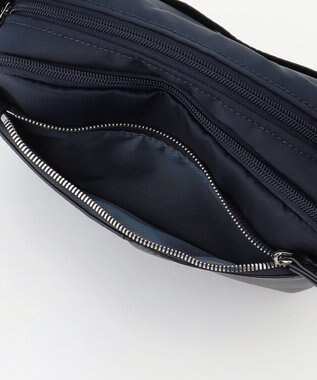 Y'SACCS ナイロン×牛革コンビシリーズ　横型ショルダーバッグ　SSサイズ ネイビー