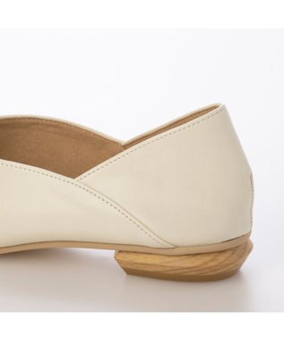 MODE ET JACOMO <carino>スクエアトゥフラットパンプス ホワイト