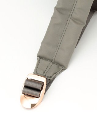 LA BAGAGERIE チャーム付き　ナイロンスクエアリュック グレー