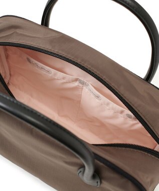 LeSportsac SQUARE TH CROSSBODY/アップタウンダークチョコ/ブラック アップタウンダークチョコ/ブラック