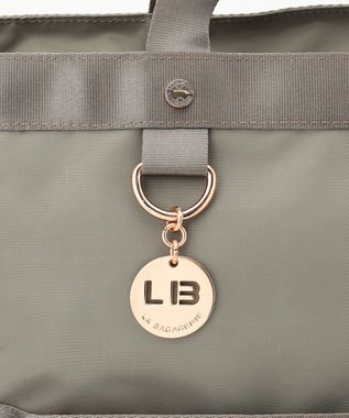 LA BAGAGERIE チャーム付き　ナイロンスクエアリュック グレー