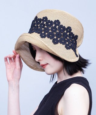 ATRENA ＲＥＦＩＮＥＤ　ＣＲＯＣＨＥＴ ベージュ