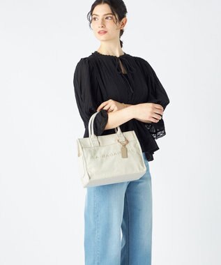 LA BAGAGERIE チャーム付きデニムバッグ Sサイズ アイボリー