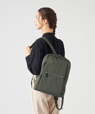 LA BAGAGERIE コーデュラ×リサイクルレザー　スクエアリュックサック ダークグレー