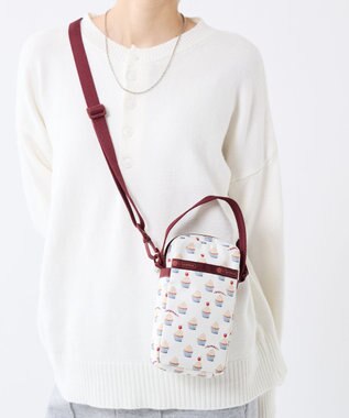 LeSportsac MINI PHONE CROSSBODY/カップケーキディライト カップケーキディライト