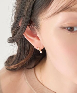 Phoebe 【K10】クロッシングパールピアス ゴールド