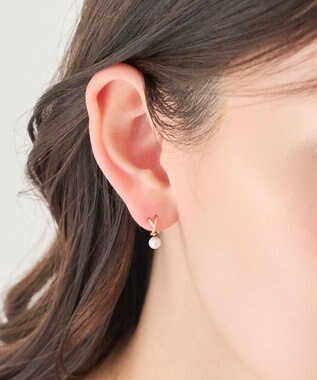 Phoebe 【K10】クロッシングパールピアス ゴールド