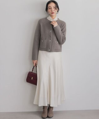 組曲 L 【WEB限定】サテンナロー スカート アイボリー系