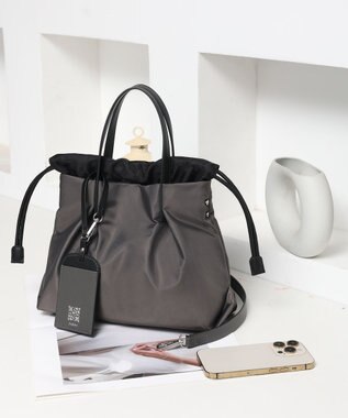 style code 【PADMA/パドマ】ナイロン×レザー　巾着　ショルダーバッグ 2WAY