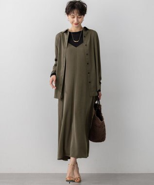 23区 L 【見上愛さん着用/Oggi10月号掲載/洗える】スエーディーサテン シャツ カーキ系