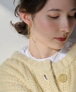 Phoebe 【金属アレルギー対応】ライトフープピアス　ゴールド/ステンレス/大振り ゴールド