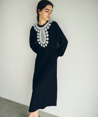GRACE CONTINENTAL エスニック刺繍ニットワンピース ブラック