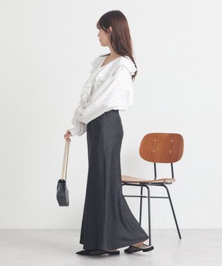 earth music&ecology ラッフルカラーブラウス Dot