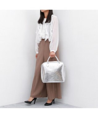 UNBILLION 【テレビ ドラマ着用アイテム】カシュカシュ cachecache / 2wayスクエアビッグボストン シルバー