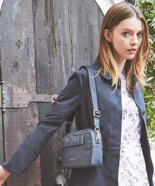 TOCCA 【撥水】NOBLE RIBBON CAMERABAG バッグ デニム系
