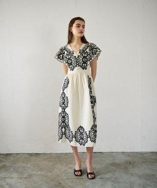 GRACE CONTINENTAL バイカラー刺繍コットンワンピース ホワイト