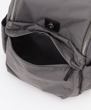 Y'SACCS カーゴポケット　リュックサック　Mサイズ ダークグレー