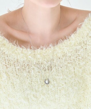 Phoebe 〈金属アレルギー対応〉メタリックパールホースシューネックレス　シルバー　ステンレス/馬蹄/蹄鉄/ラッキーモチーフ/ギフト/プレゼント/大ぶり