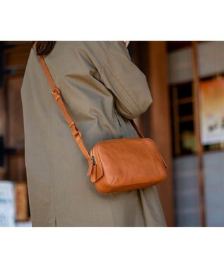 genten トスカ BOX型ミニショルダーバッグ チャ