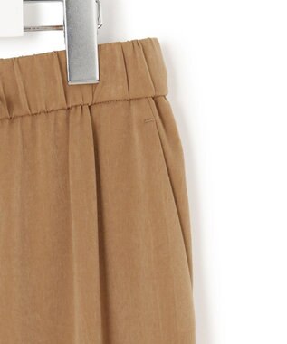 23区 L 【見上愛さん着用/Oggi10月号掲載/洗える】スエーディーサテン ワイド パンツ キャメル系