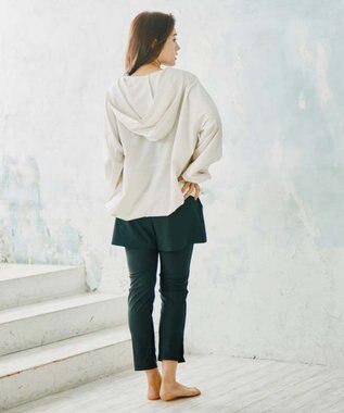 San-ai Resort（三愛水着楽園） 【WEB限定】ポケット付きハーフジップラッシュパーカー＋リブタンキニ水着+レギンス5点セット【Beach Queen（ビーチクイーン）】 オフホワイト