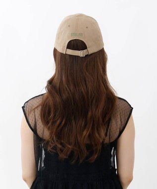 AURORA 【 ANNA SUI（アナ スイ）】バタフライ刺しゅうキャップ ベージュ