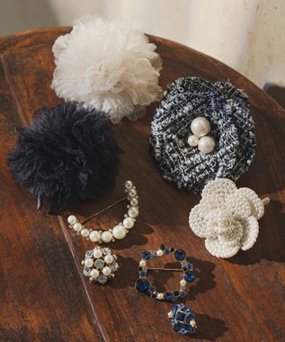 組曲 【好評につき追加販売・2セット】パールビジュー ブローチ ゴールド系