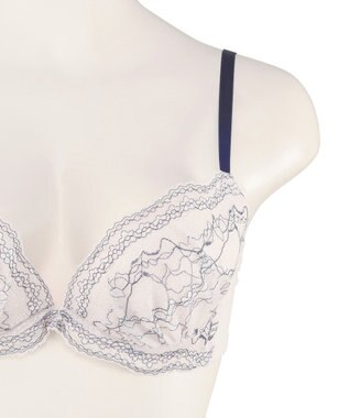 San-ai Resort（三愛水着楽園） 【SALE】クラシカルレースふわもりブラセット 【northerly】 ホワイト