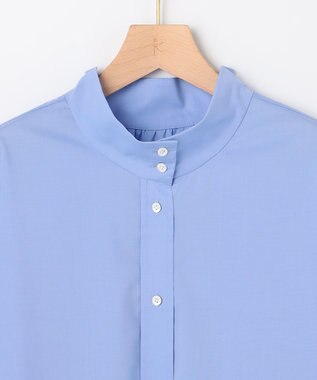 組曲 L 【加藤ローサさん着用 / 前後着用可】コットンタッチシャーティング刺繍入り ブラウス ブルー系