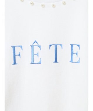 earth music&ecology 襟パール刺繍ロゴＴシャツ White