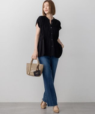 23区 【RED CARD TOKYO×23区】デニム フレアパンツ ミッドブルー