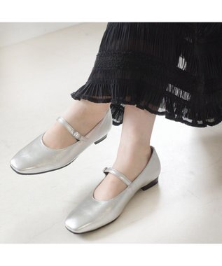 Pointer 日本製 本革ストラップ付きパンプス シルバー