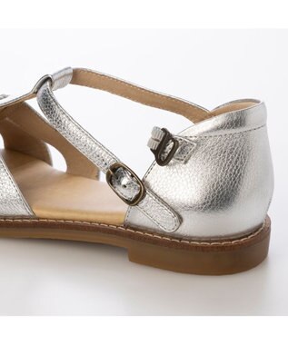 ing <ing>【WEB限定】グルカフラットサンダル シルバー