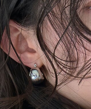 Phoebe 〈金属アレルギー対応〉ドームメタルフープピアス/シルバー　シンプル/大振り シルバー