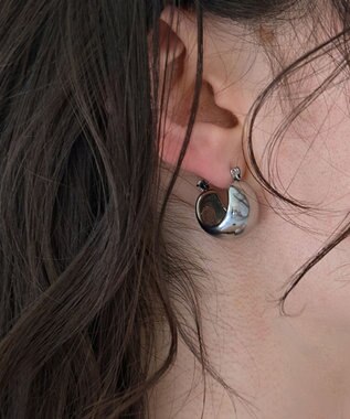 Phoebe 〈金属アレルギー対応〉ドームメタルフープピアス/シルバー　シンプル/大振り シルバー