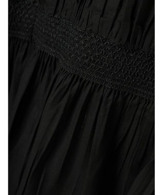 Green Parks Ｉ　ノースリスモッキング切替ワンピース Black