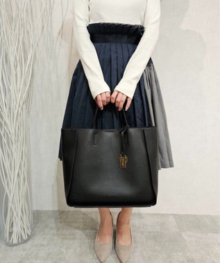 style code 【MERCURYDUO/マーキュリーデュオ】ラージポケット　2WAY ラージトートバッグ　キーリングチャーム付き ブラック