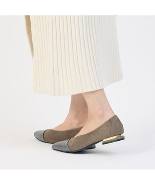 MODE ET JACOMO <noyau>ポインテッドトゥコンビデザインパンプス ダークグレー