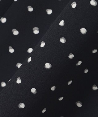 23区 【洗える】バックサテンアムンゼン ドットプリント ワンピース ネイビー×ホワイトドット