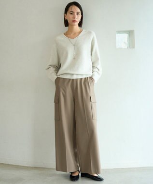 UNFILO L ふわふわニット Vネック 【WEB限定】グレージュ