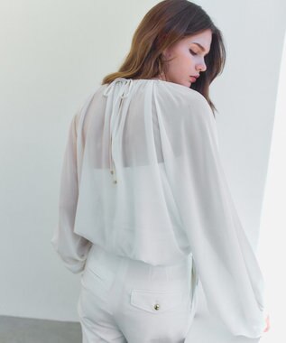 BEIGE， IVES / ゴールドビーズブラウス Ecru