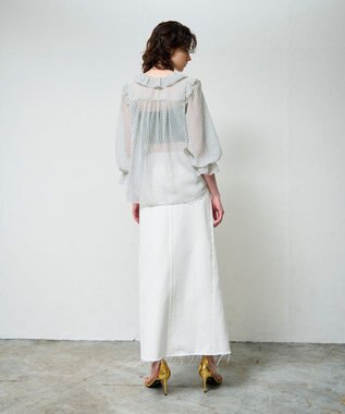 GRACE CONTINENTAL ドットラッフルブラウス ホワイト