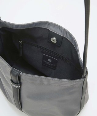 TOPKAPI 【TREASURE TOPKAPI】ナイロン センターベルト 2way ショルダーバッグ　軽量 / 肩掛け ミディアムグレー