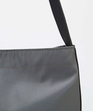 TOPKAPI 【TREASURE TOPKAPI】ナイロン センターベルト 2way ショルダーバッグ　軽量 / 肩掛け ミディアムグレー