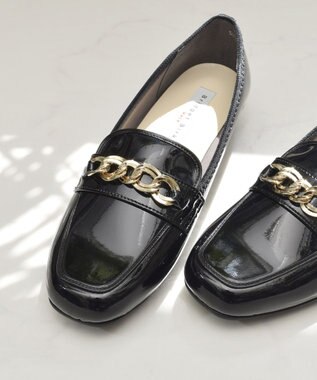 Bridget Birkin 【Bridget Birkin walk】チェーンモチーフローファーウォーキングパンプス ブラックエナメル