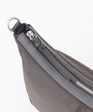 Y'SACCS ツイルナイロン　カーブショルダー　Sサイズ チョコ