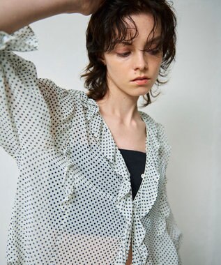 GRACE CONTINENTAL ドットラッフルブラウス ホワイト